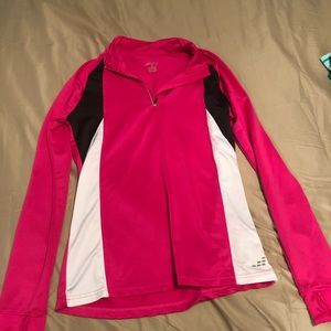 Long sleeve athletic shirt